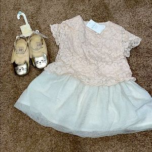 BNWT baby gap dress 12-18 month and shoes